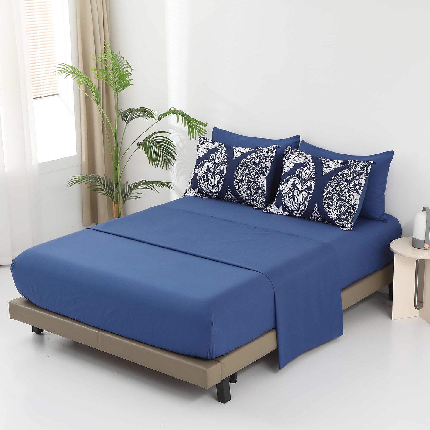WONGS BEDDING Blue Paisley 7pcs Comforter Queen Size,Soft Bed in a Bag Microfiber All Ages(90"X96")