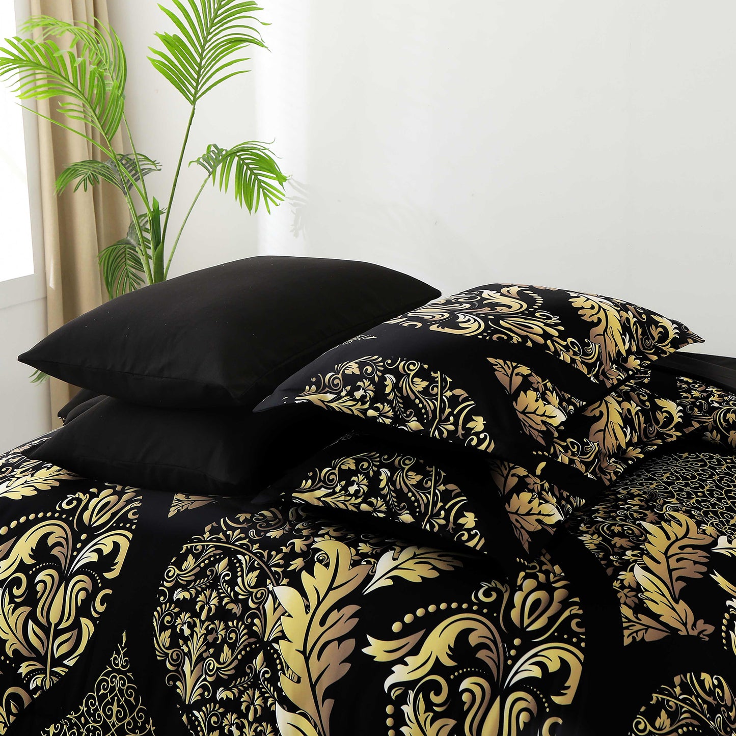 WONGS BEDDING Glod Paisley 7pcs Comforter Queen Size,Soft Bed in a Bag Microfiber All Ages(90"X96")