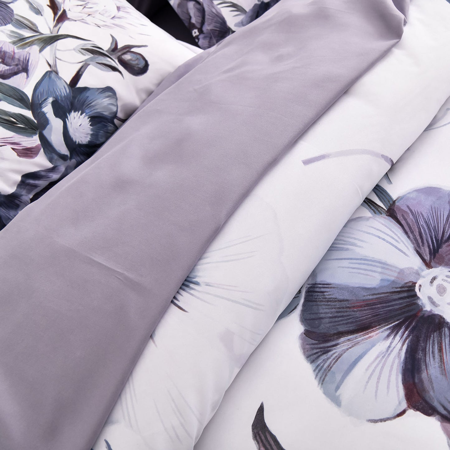 WONGS BEDDING Floral Comforter Queen,3Pcs Purple Flowers Microfiber Bedding Set All Ages(90"x96")