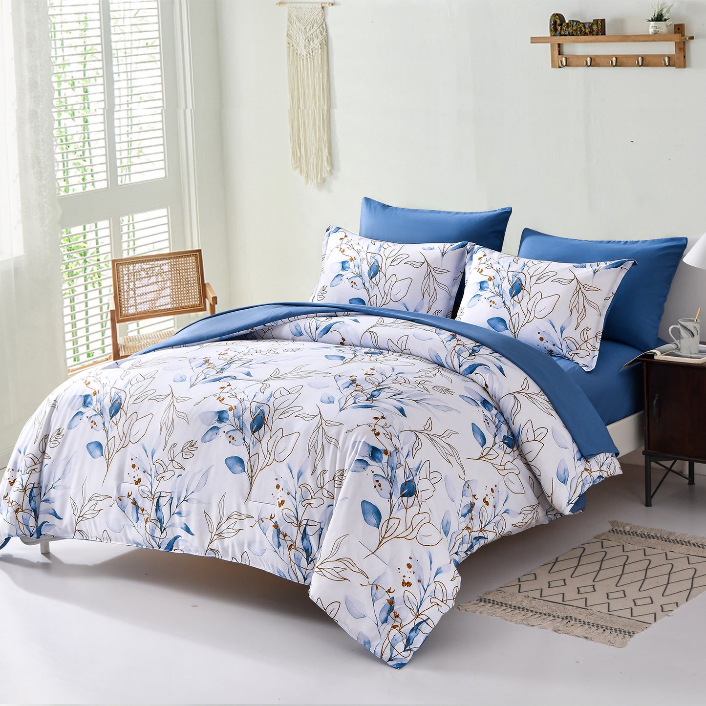 WONGS BEDDING Blue Floral Bed in a Bag Queen Size,7 Pcs Botanical Comforter Set Adult(90"x96")