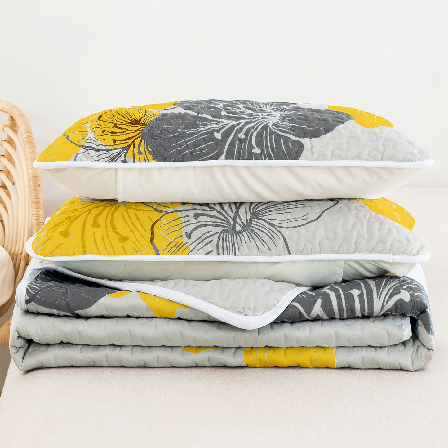 WONGS BEDDING Floral Quilt Set Queen Size,3 Pcs Yellow Bedspread Set Lightweight Coverlet(90"x 96")