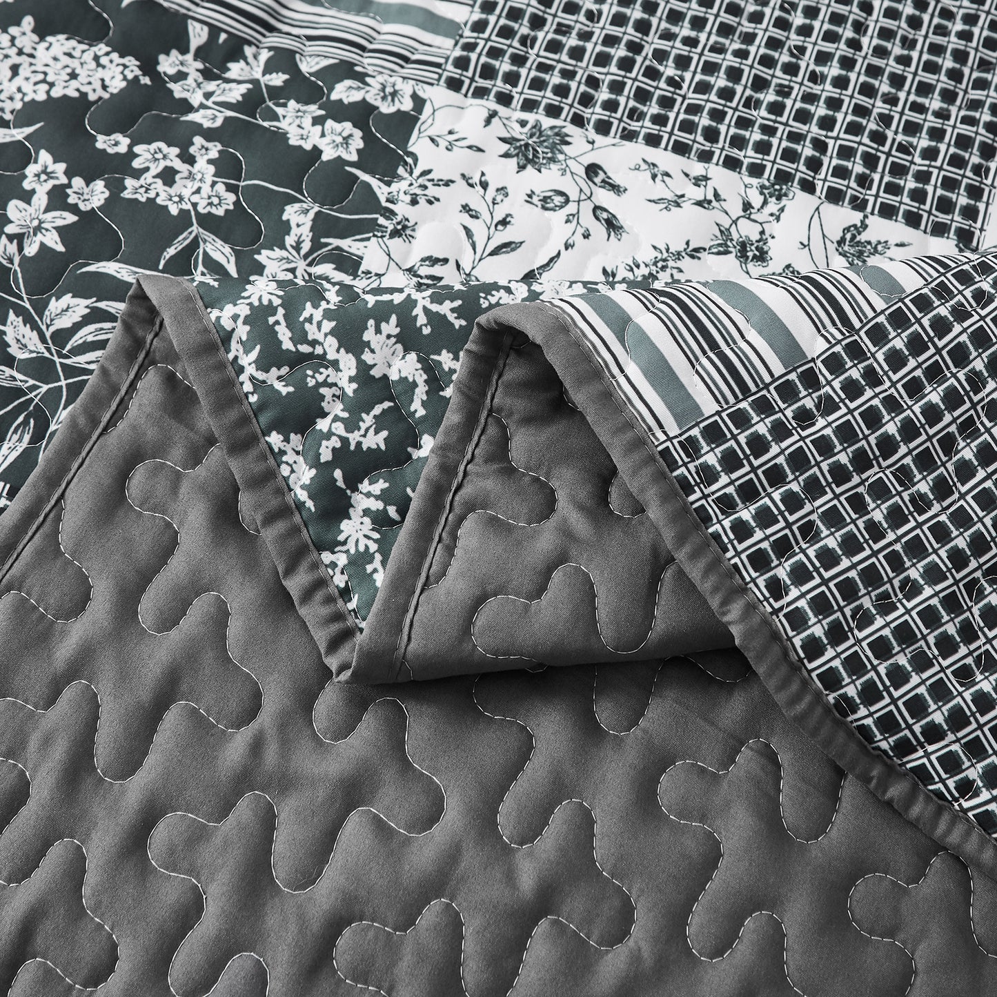 WONGS BEDDING Grid Patchwork Quilt Set King Size, 3 Pcs Gray Bedspread Set Lightweight Coverlet(90"x104")