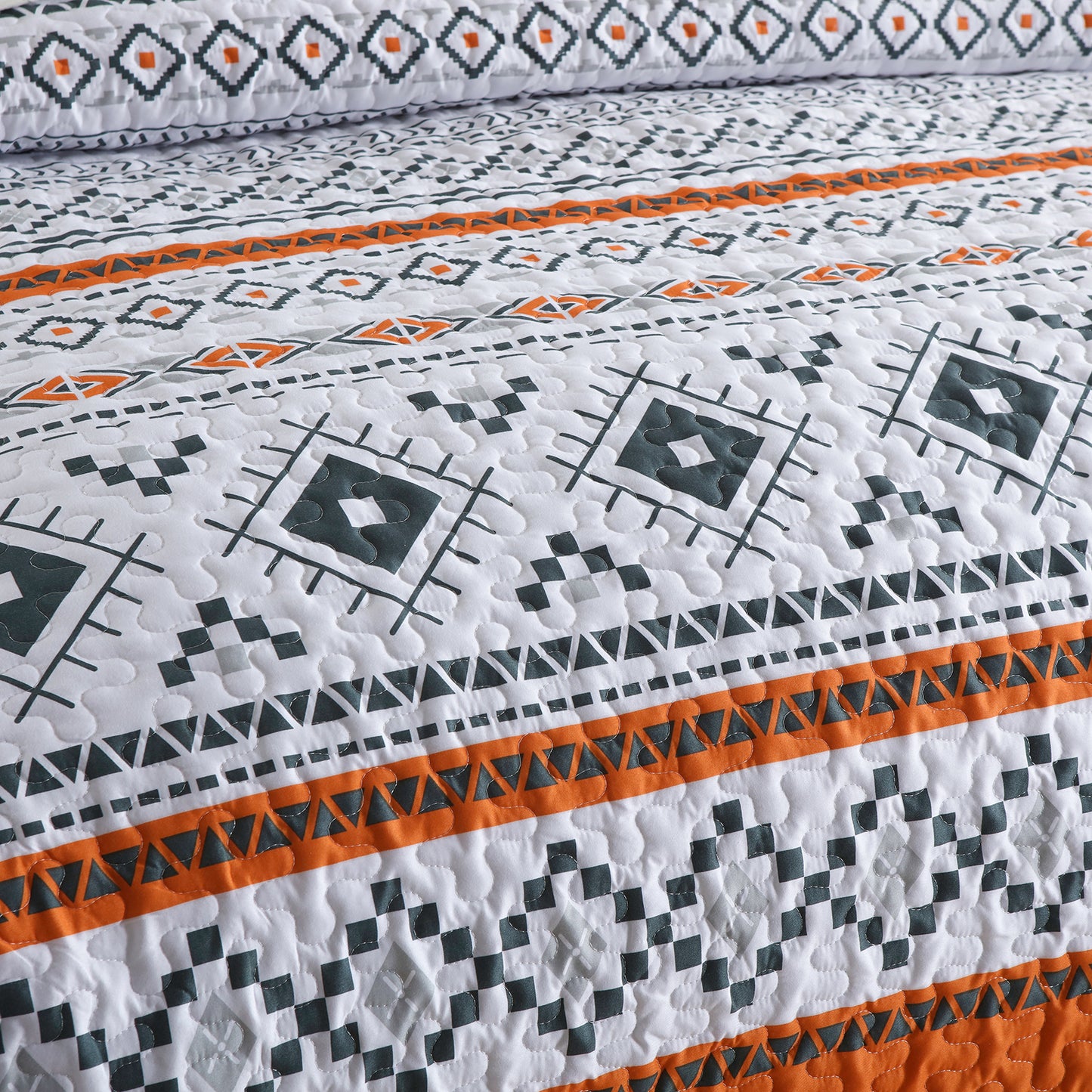 Bohemian stripes 3 Pieces Boho Quilt Se  with 2 Pillowcases