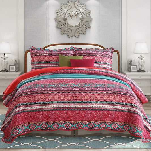 Red Green Striped Pattern Patchwork 3 Pieces Boho Quilt Set with 2 Pillowcases