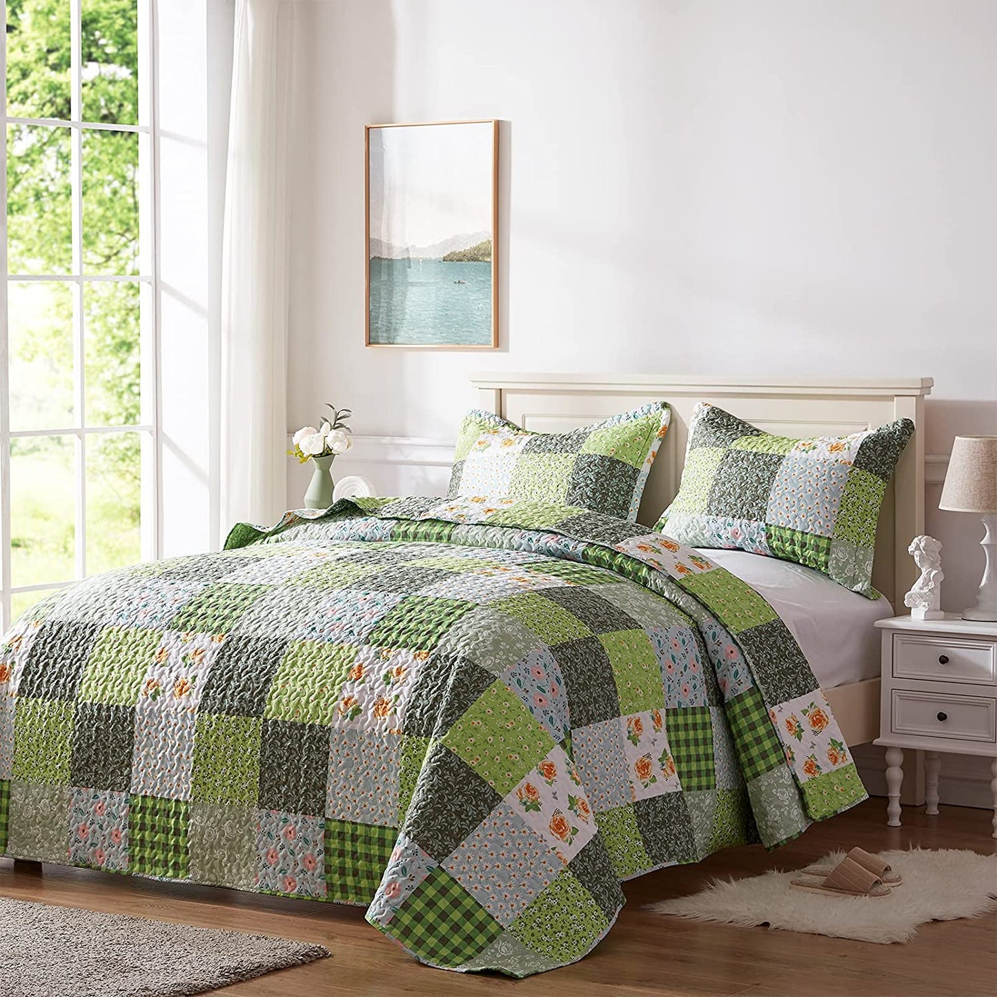 Green Floral Patchwork 3 Pieces Boho Quilt Set with 2 Pillow Shams