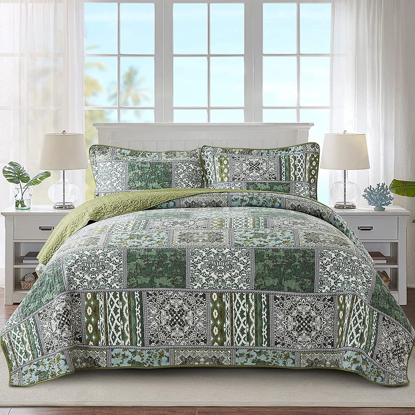 Pure Cotton Green Classic Bohemian Reversible Patchwork Quilt Sets 3 Pieces Coverlet Set with 2 Pillowcases