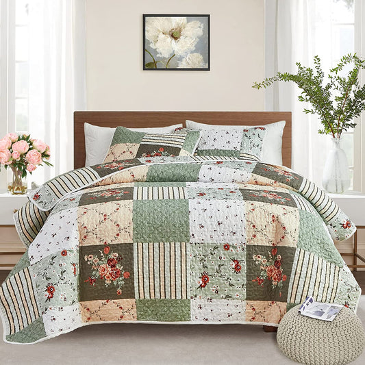 Floral Patchwork Quilt Set 3 Pieces Green Plaid Reversible Bedspread Coverlet Set with 2 Pillow Shams