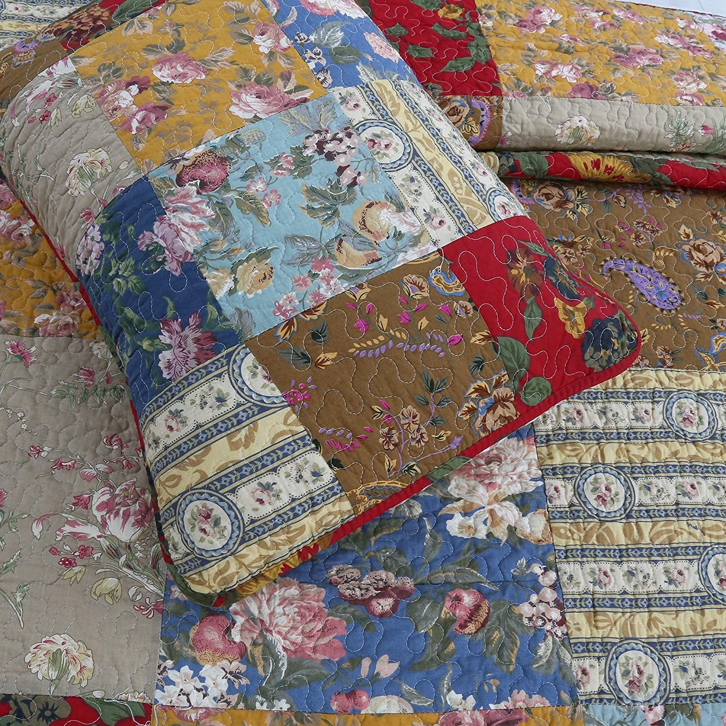 Fashions Floral Print Real Patchwork 3 Pieces Quilt Set with 2 Pillowcases