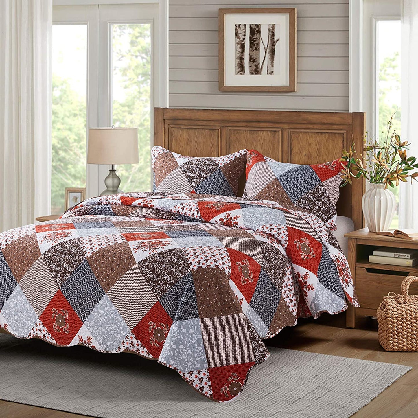 Amaranth Red Floral  Patchwork Reversible 3 Pieces Floral Quilt Set with 2 Pillowcases