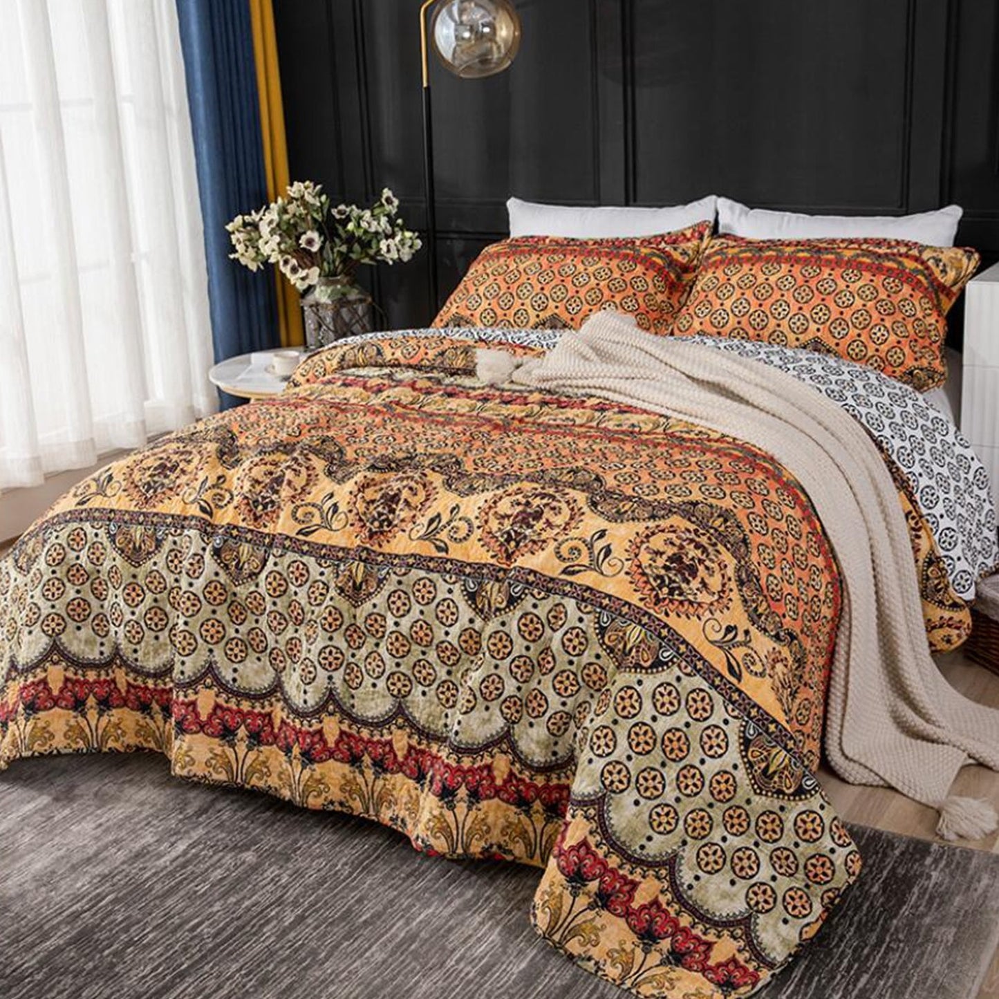 Hand-stitched Bohemian 3 Pieces Boho Quilt Set with 2 Pillowcases