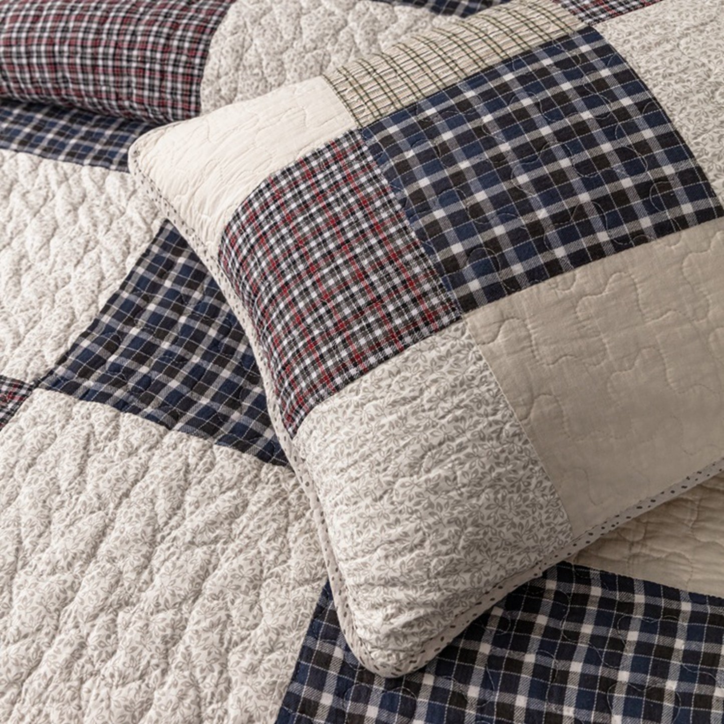 Pure cotton Hand-stitched 3 Pieces Quilt Set with 2 Pillowcases