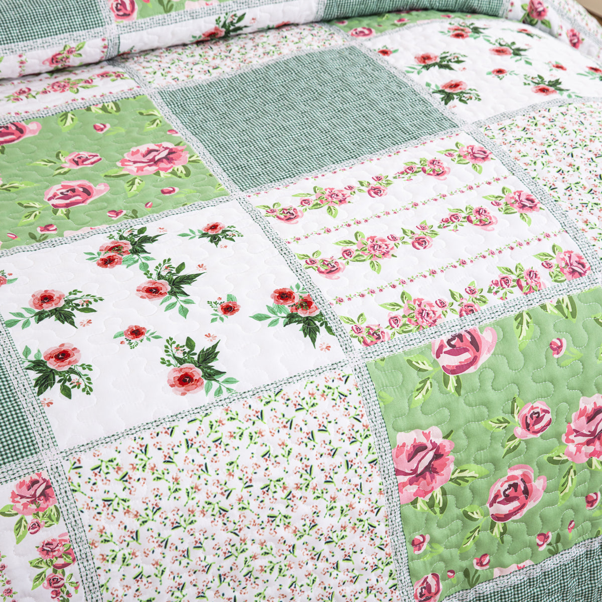 Flower Art Design 3 Pieces Quilt Set with 2 Pillowcases