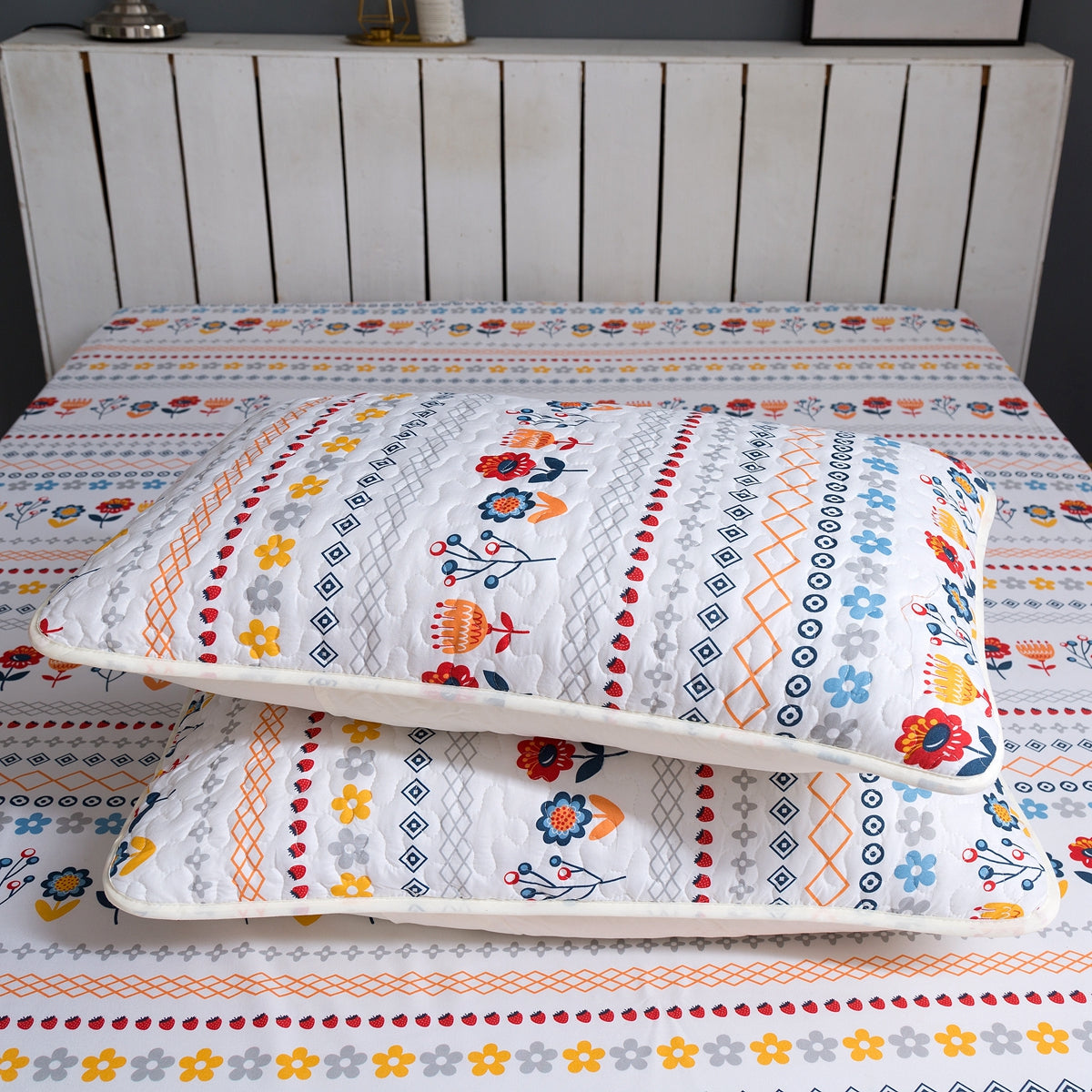 Boho Flower Collection 3 Pieces Quilt Set with 2 Pillowcases