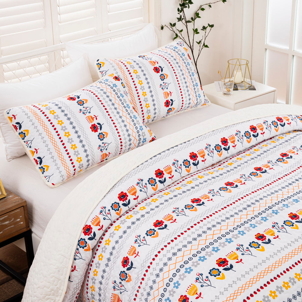 Boho Flower Collection 3 Pieces Quilt Set with 2 Pillowcases
