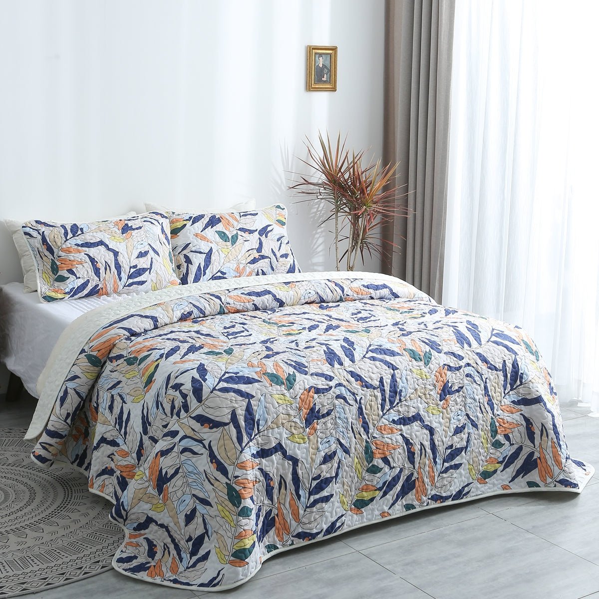 Blue Floral Pattern 3 Pieces Quilt Set with 2 Pillowcases