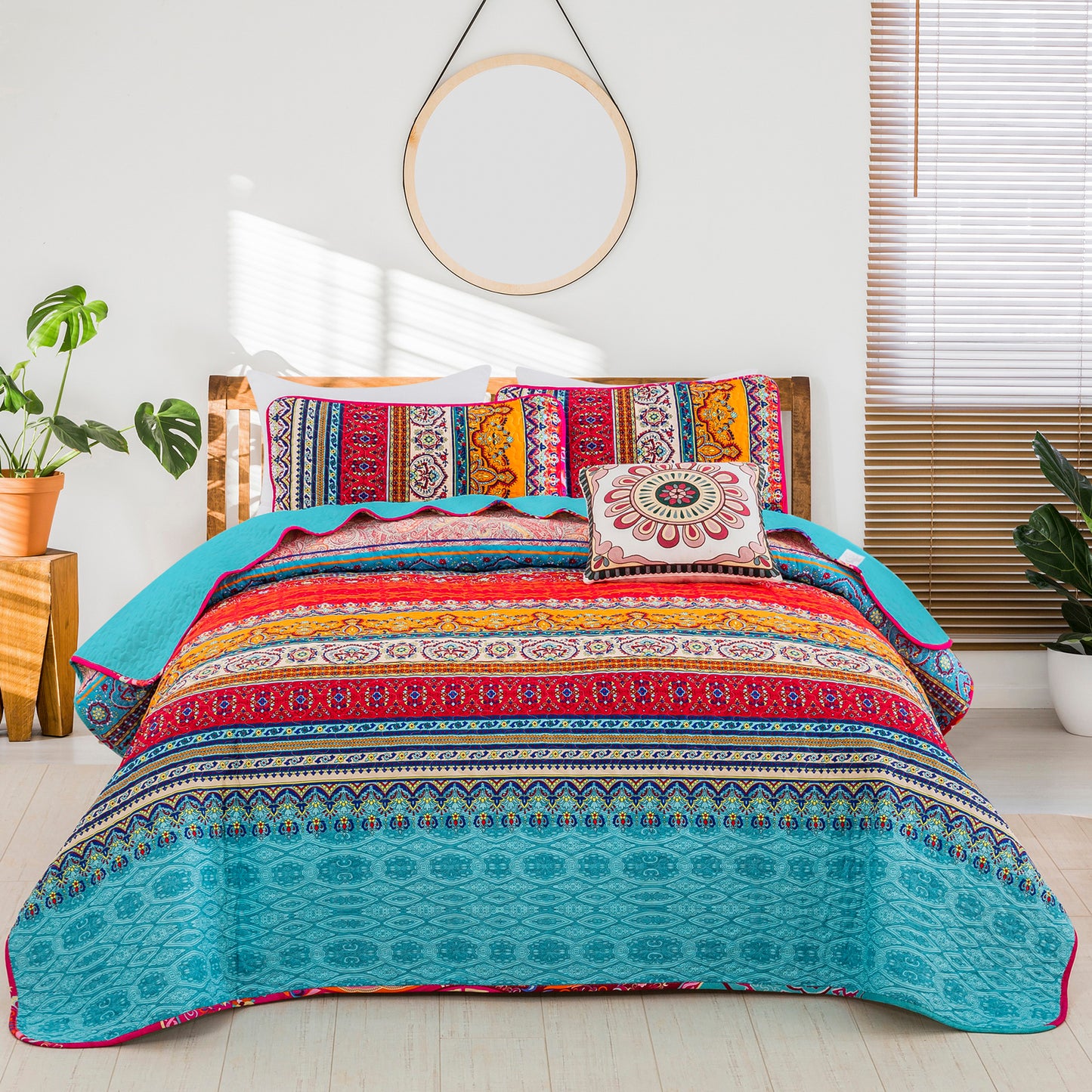 Bohemian style 3 Pieces Boho Quilt Set Coverlet with 2 Pillowcases