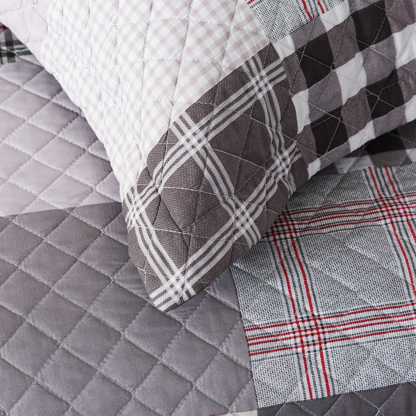 Pure Cotton Pink And Brown Modern Plaid Mosaic 3 Pieces Quilt Set with 2 Pillowcases