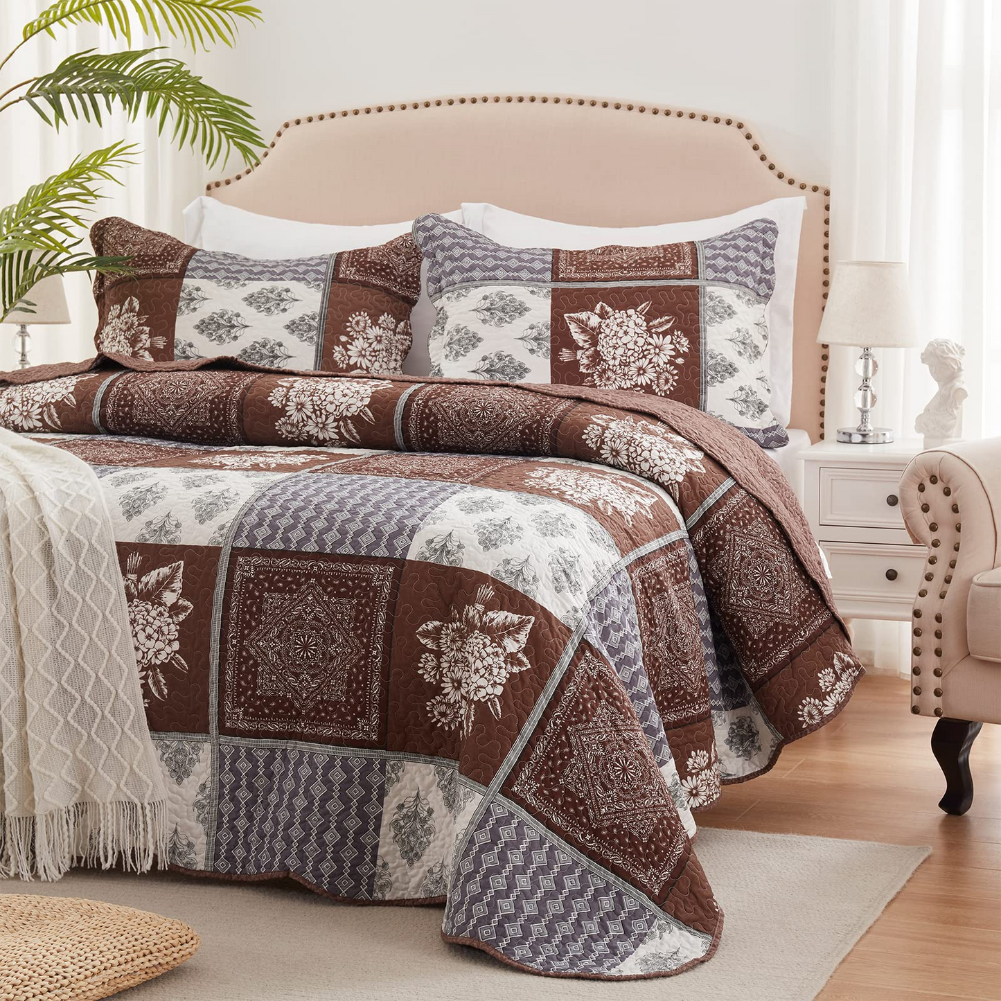 WongsBedding Brown Floral Patchwork Quilt Bedspread Sets 3 Pieces Quilt Set With 2 Pillowshams