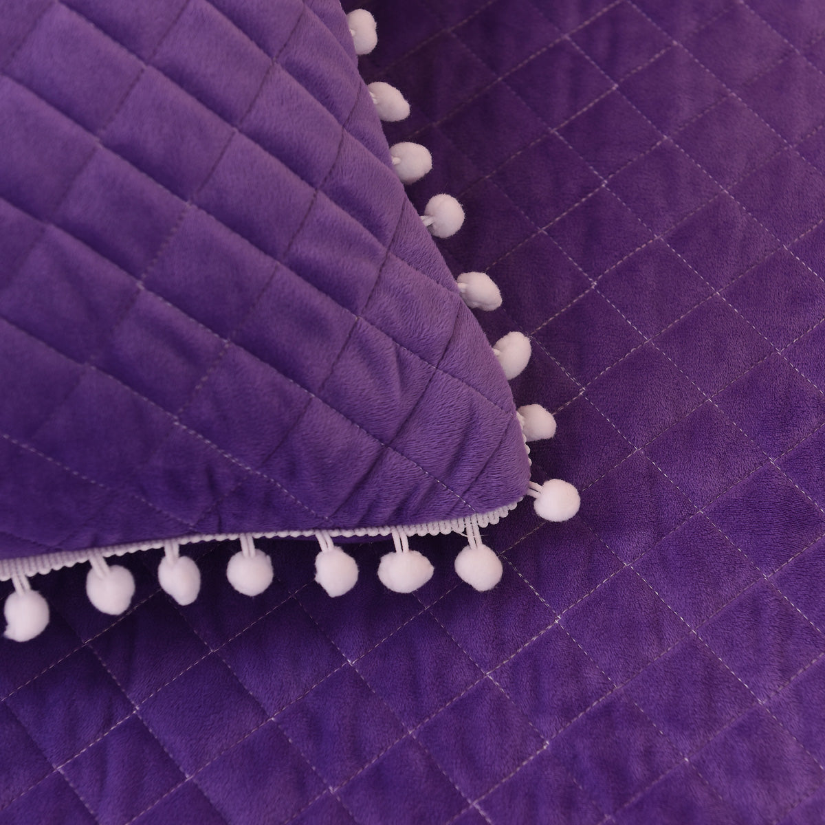 Violet Duvet Cover Set With 2 Pillow Cases