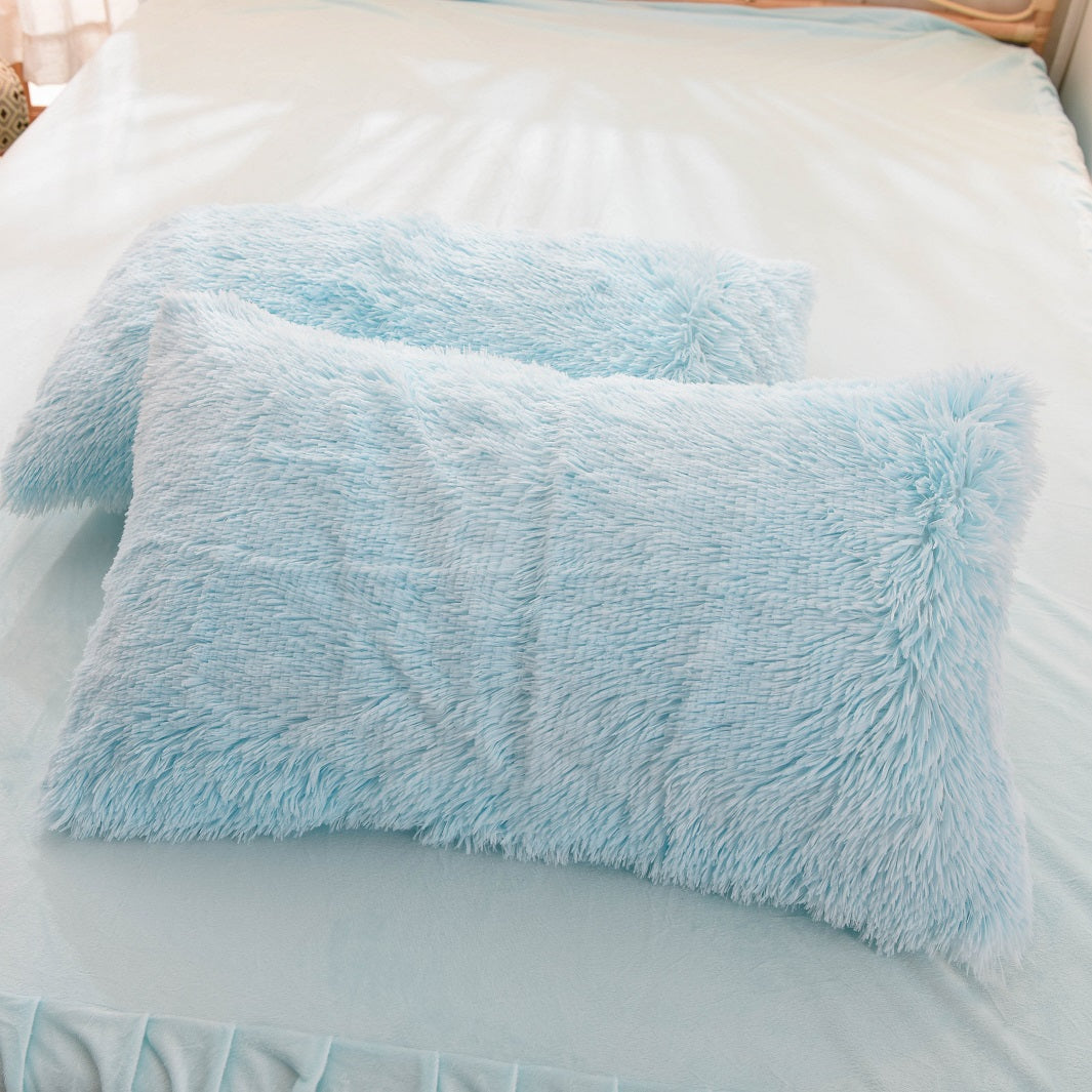 Plush Blue Duvet Cover Set With 2 Pillow Cases
